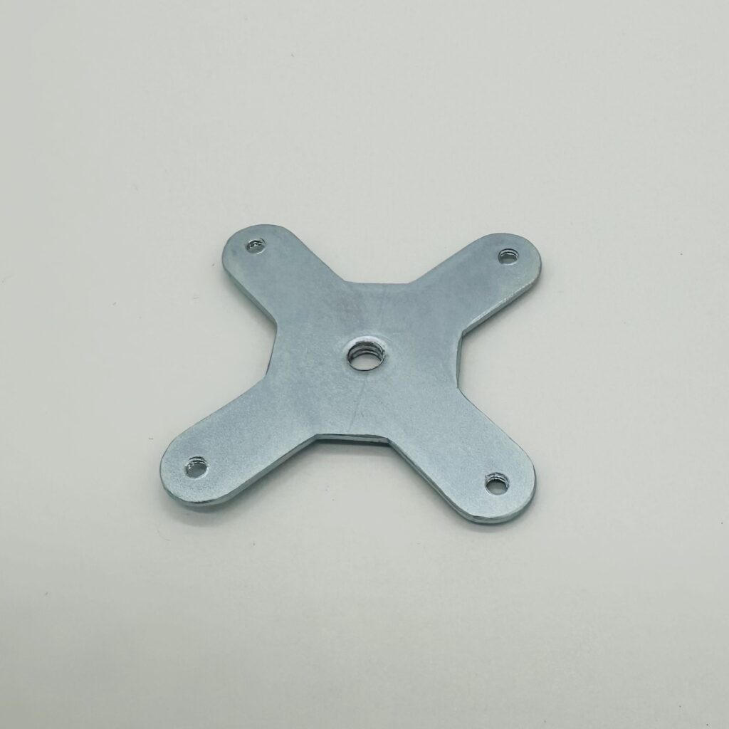 4点止め特注金具